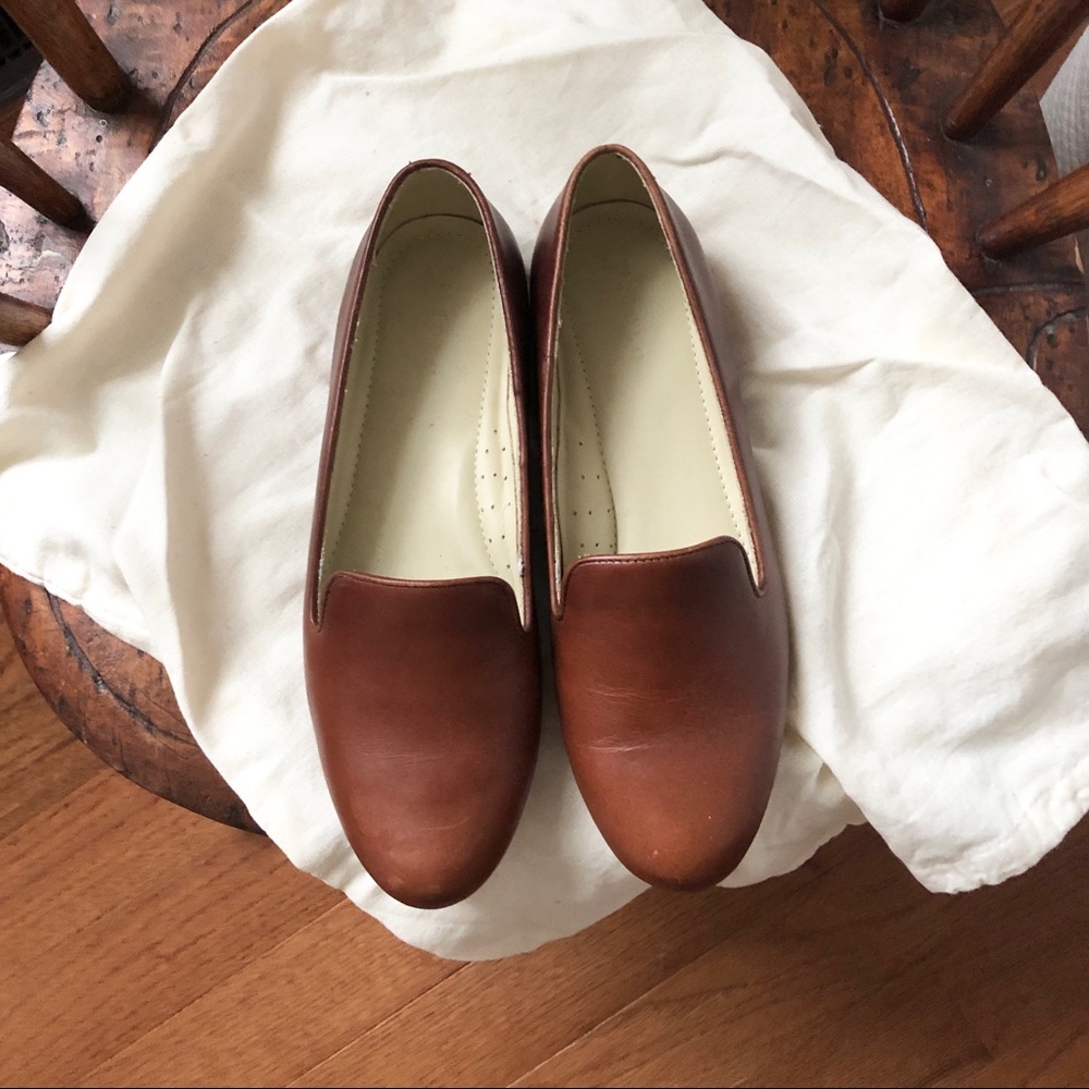 Nisolo smoking shoe in cognac